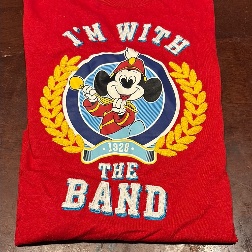 NEW Disneyland Mickey Junior Shirt “I’m with the band” Size Large Disney Parks